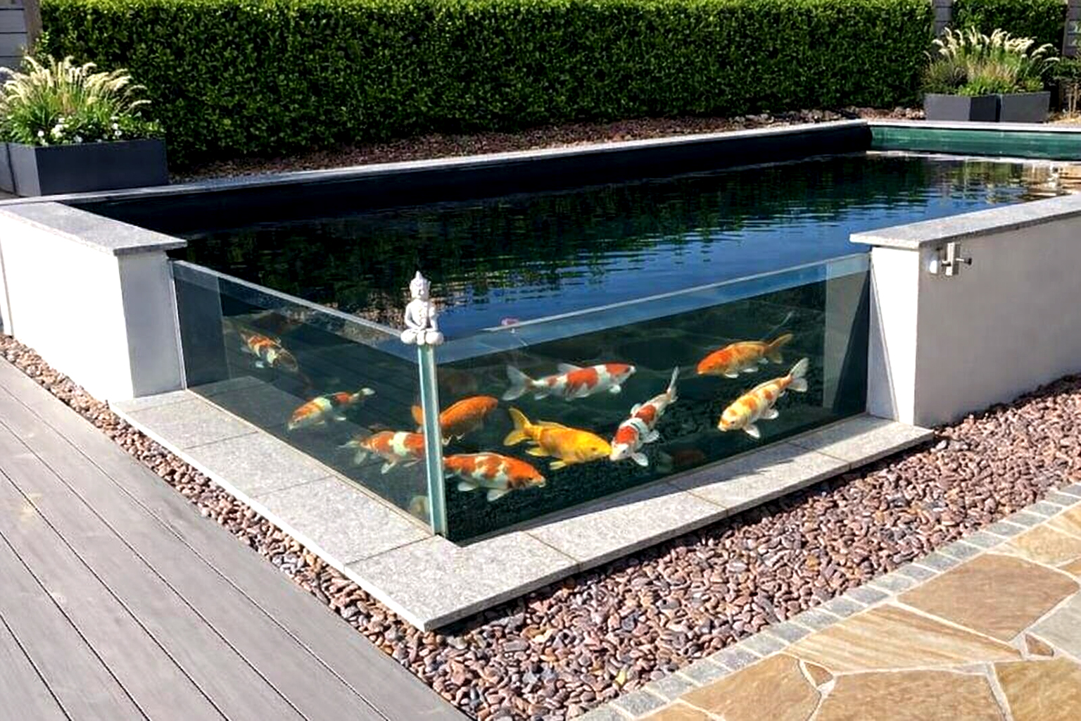 Teichscheibe 1000 x1000 x500 30mm mit VA-Rahmen und Flansche Eck-Teichfenster